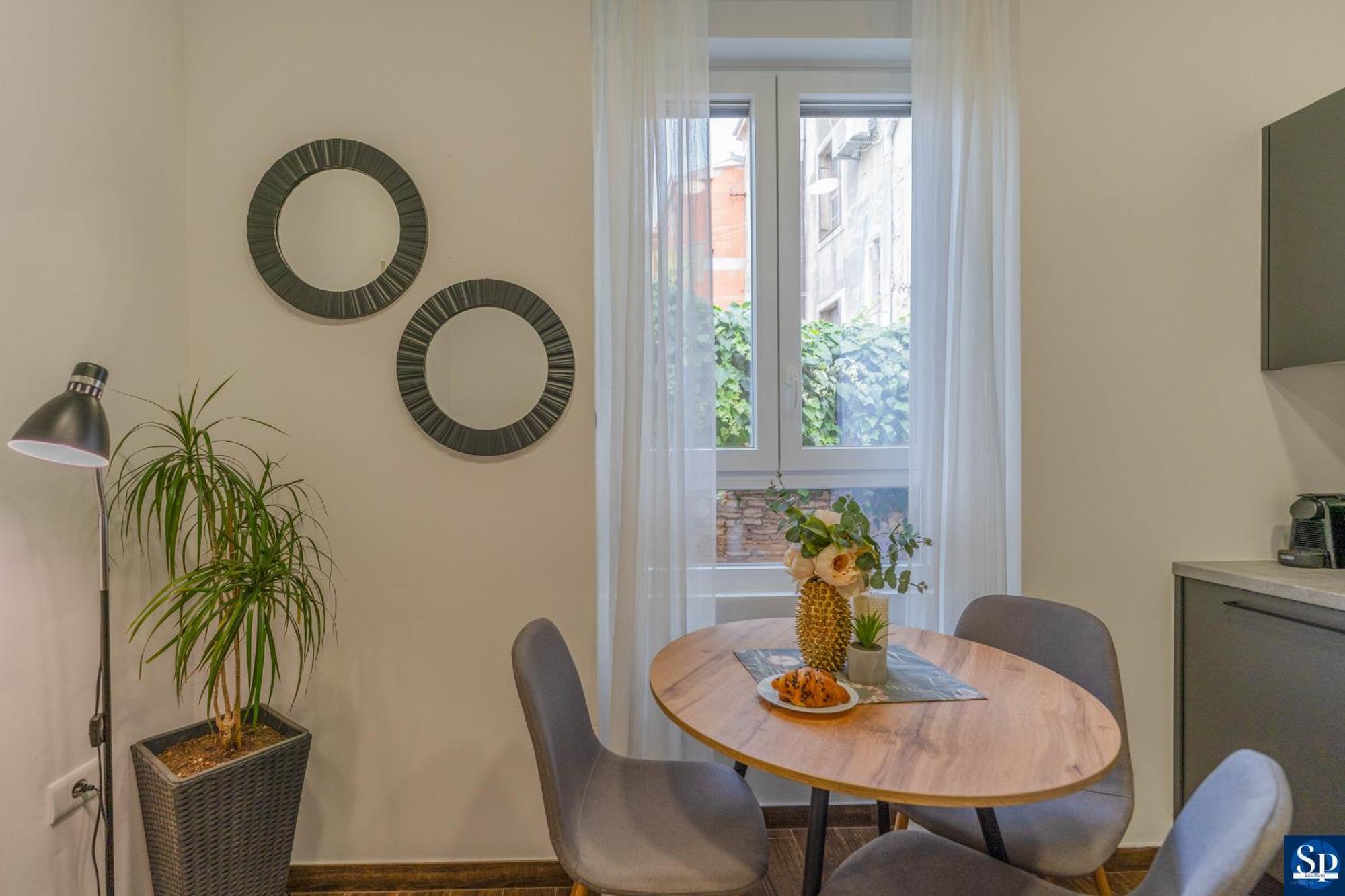 Colosseum Garden Studio Apartments Pula Exteriör bild