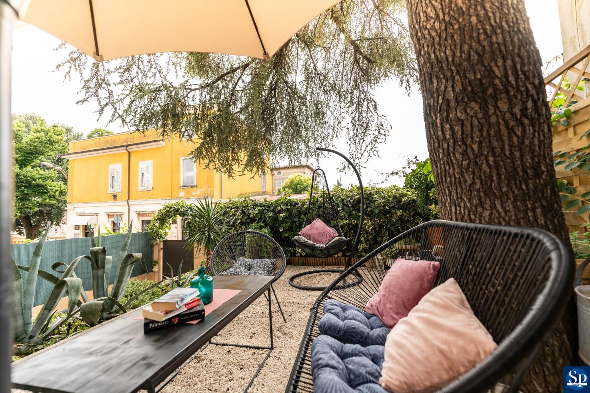 Colosseum Garden Studio Apartments Pula Exteriör bild